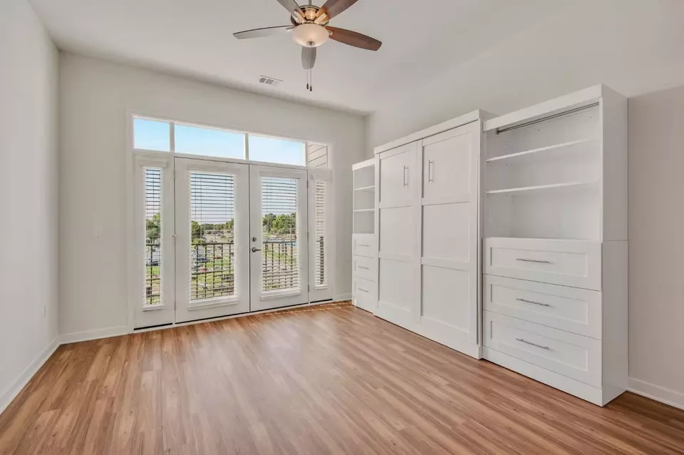  8045 Metcalf Ave, Overland Park, KS 66204 photo 31