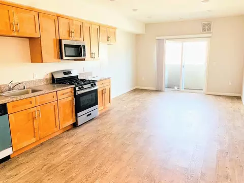 15313 Cabrito Rd, Los Angeles, CA 91406