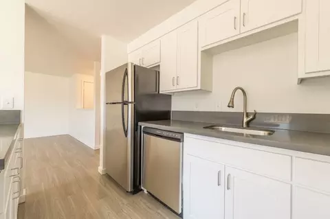 7535 SW Hall Blvd, Beaverton, OR 97008
