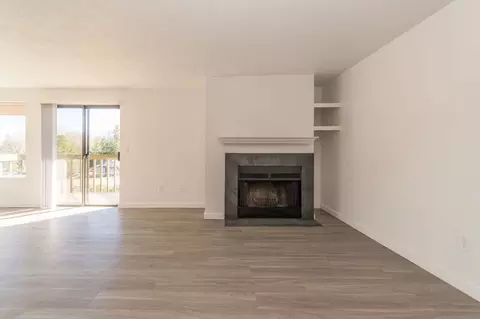 7535 SW Hall Blvd, Beaverton, OR 97008
