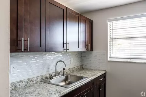 405 SE 20th Ave, Boynton Beach, FL 33435