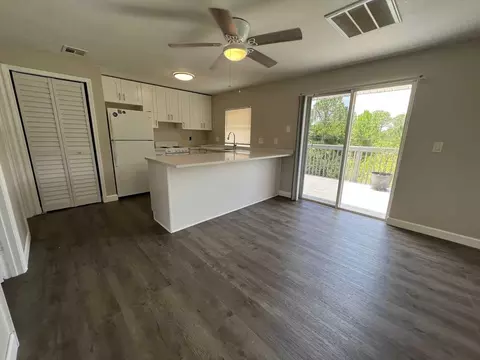 2041 Agora Cir SE, Palm Bay, FL 32909