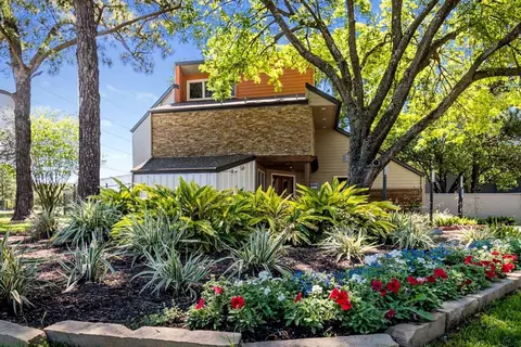 400 Greens Rd, Houston, TX 77060 photo 16