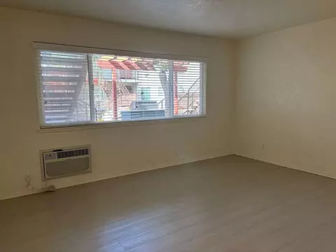 4907 14 Hayter Ave, Lakewood, CA 90712