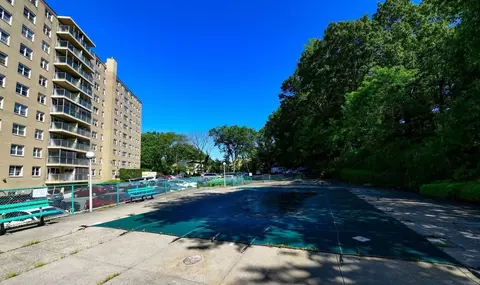 2600 Park Ave, Bridgeport, CT 06604