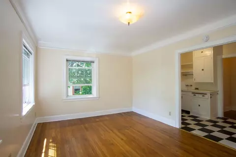 1525 NE 24th Ave, Portland, OR 97232