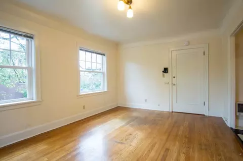 1525 NE 24th Ave, Portland, OR 97232