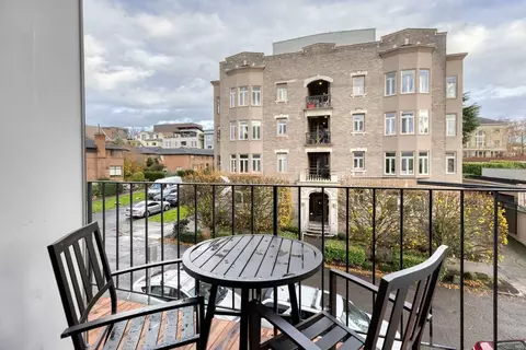 1633 Boylston Ave, Seattle, WA 98122