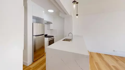 1472 Filbert St, San Francisco, CA 94109