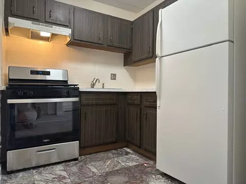 225 Independence Ave, Quincy, MA 02169