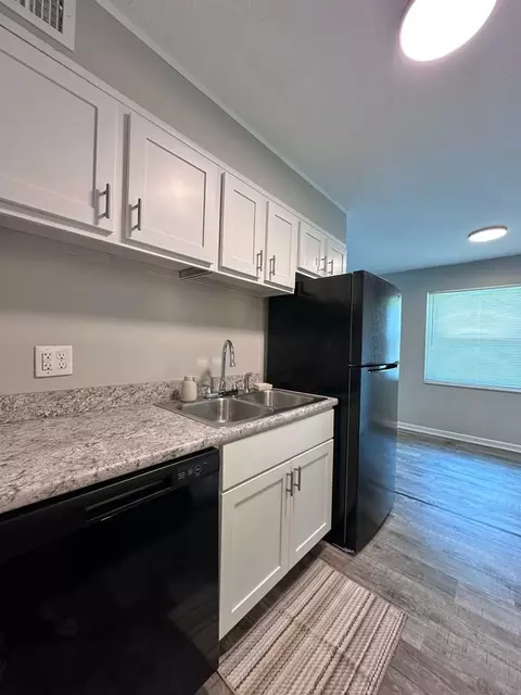 5004 Willoway Dr, Knoxville, TN 37912