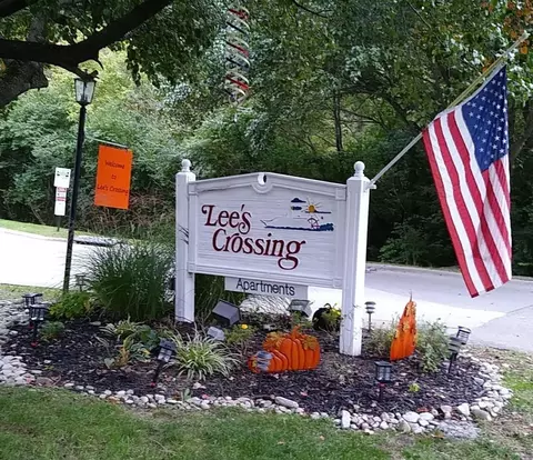 5330 Lees Crossing Dr, Monfort Heights, OH 45239