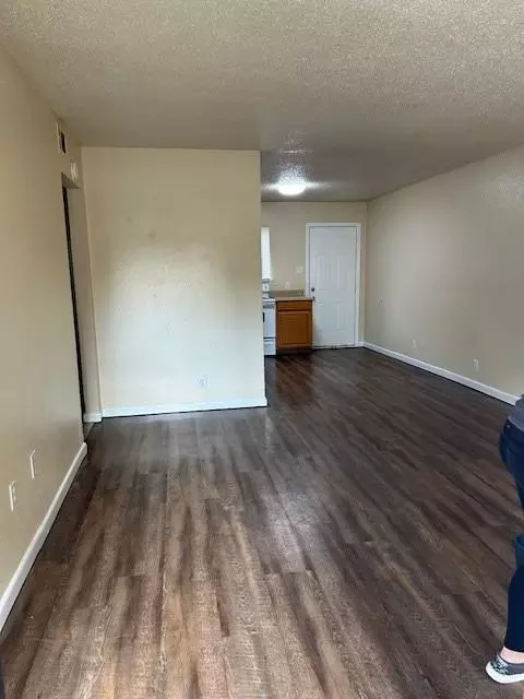 3710 Pine St, Texarkana, TX 75503