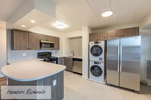 120 E Montgomery Ave, Ardmore, PA 19003