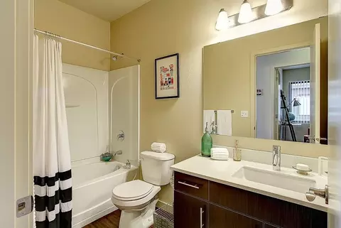 3827 14th Ave W, Seattle, WA 98119 photo 10