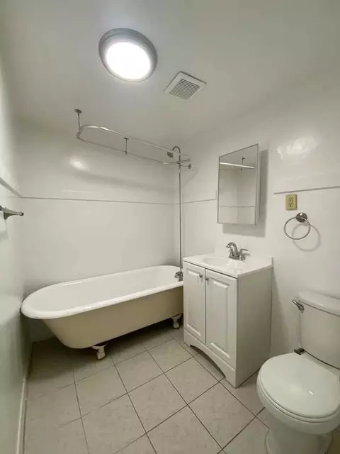 427 Chestnut Ave, Long Beach, CA 90802 photo 6