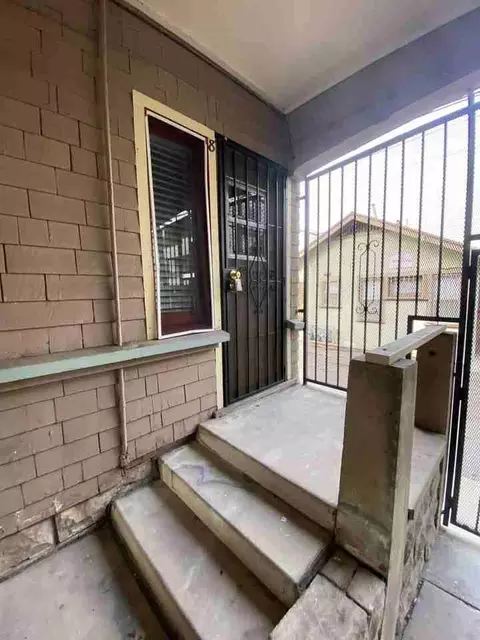 427 Chestnut Ave, Long Beach, CA 90802
