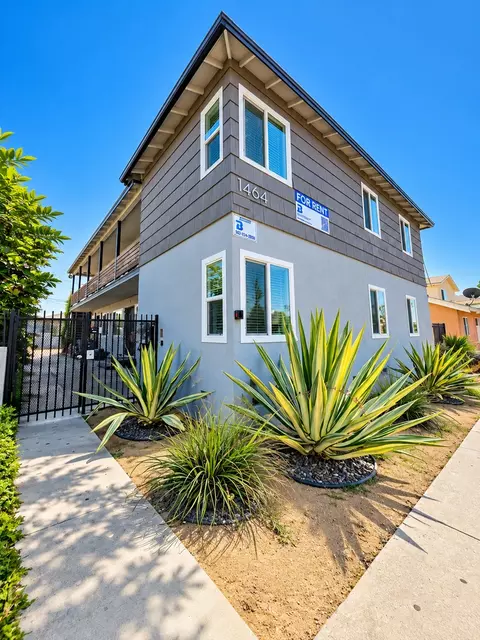 1464 Gardenia Ave, Long Beach, CA 90813 photo 6