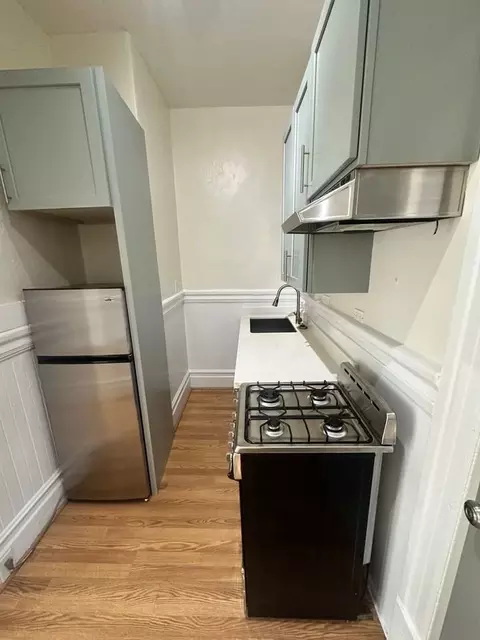 290-292 290-292 14th Street 1799 Mission St, San Francisco, CA 94103