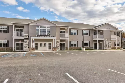 30 Pine Ln, Albany, NY 12203
