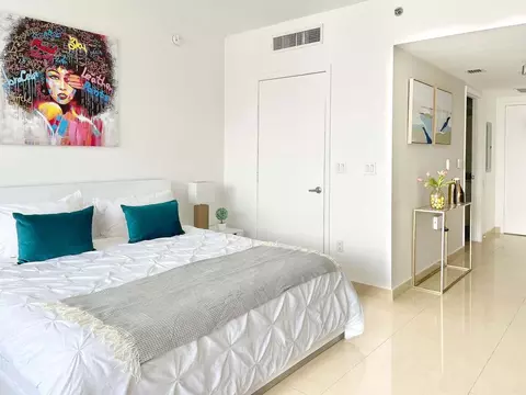 485 Brickell Ave, Miami, FL 33131