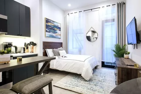 E 3rd St, New York, NY 10003