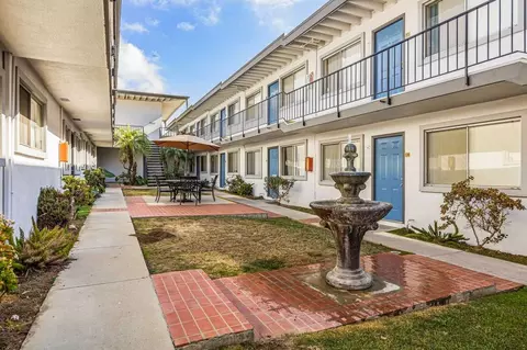 248 S Hemlock St, Ventura, CA 93001
