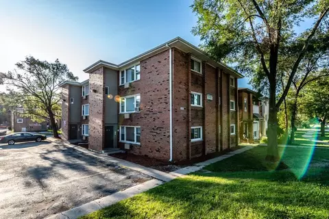 14031 S School St, Riverdale, IL 60827