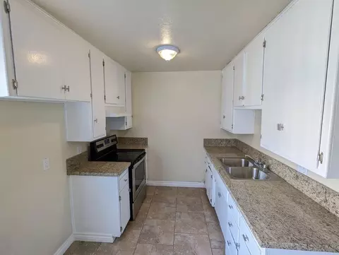 3460 Anderson Ave, Riverside, CA 92507