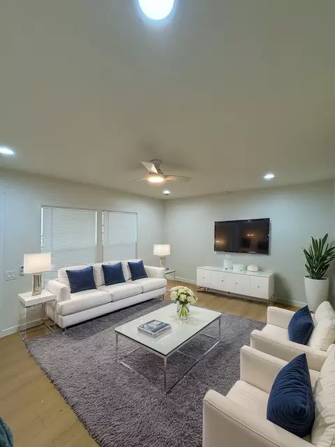 1249 S Westgate Ave, Los Angeles, CA 90025
