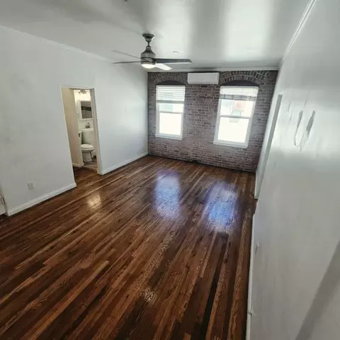 1717 N Normandie Ave, Los Angeles, CA 90027