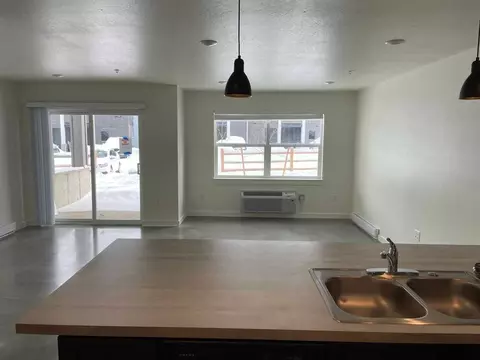 1543 Windrow Dr, Bozeman, MT 59718