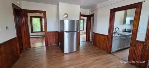 68 Claremont Ave, Manchester, NH 03103