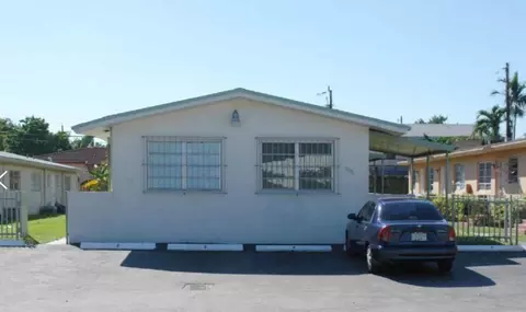 3050 W Flagler St, Miami, FL 33135