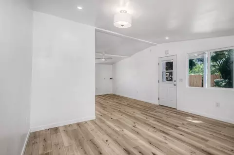 4108 Mission Ave, Oceanside, CA 92057