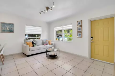 1850 SW 24th St, Fort Lauderdale, FL 33315