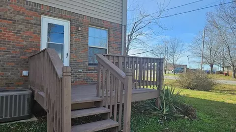 2451 W Wilson Rd Units 1-6, Clarksville, TN 37043