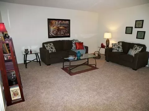 Casa Real Apartments, Bakersfield, CA 93309