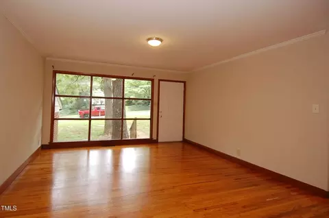 3206 Ruffin St, Raleigh, NC 27607 photo 2