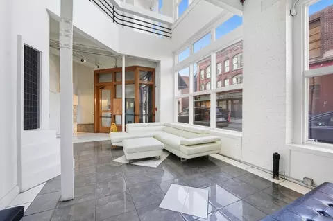 11 Park St, Springfield, MA 01103