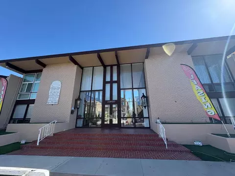 23930 Ocean Ave, Torrance, CA 90505