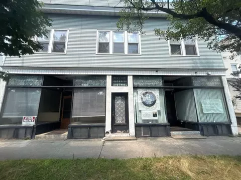 26 Parker St, Springfield, MA 01151
