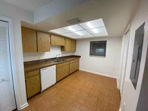 3491 62nd Ave N, Pinellas Park, FL 33781