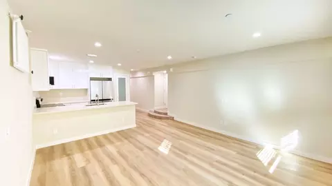 1348 Sacramento St, San Francisco, CA 94109