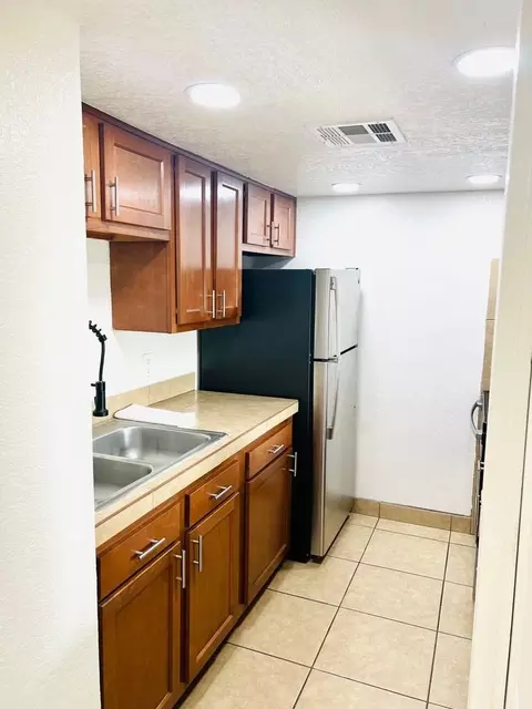 3101 N 36th St, Phoenix, AZ 85018