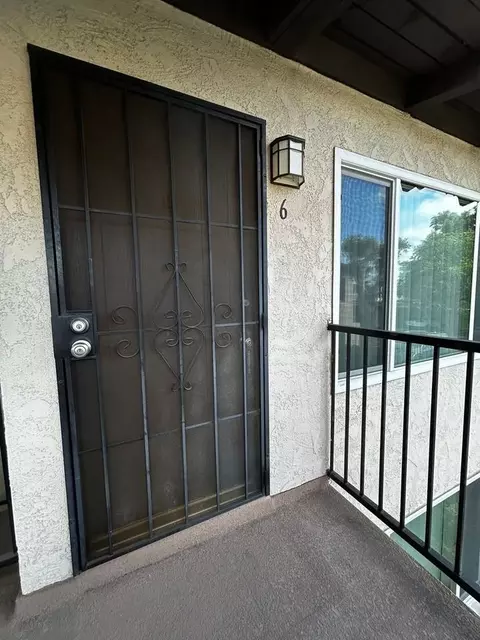 131 Hall Cir, Tustin, CA 92780