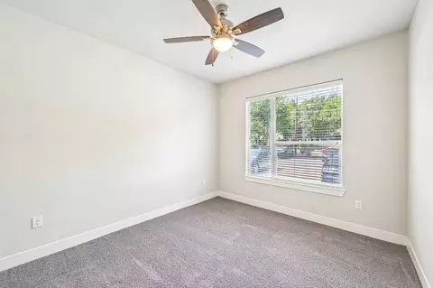 333 E Greenbriar Ln, Dallas, TX 75203 photo 8