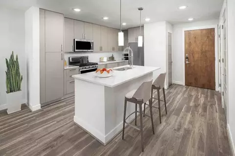 10201 Washingtonian Blvd, Gaithersburg, MD 20878 photo 2