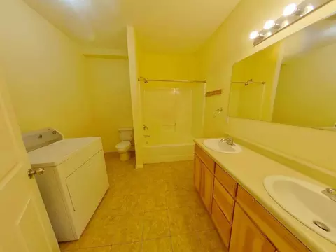 1857 Pearl St, Eugene, OR 97401 photo 3