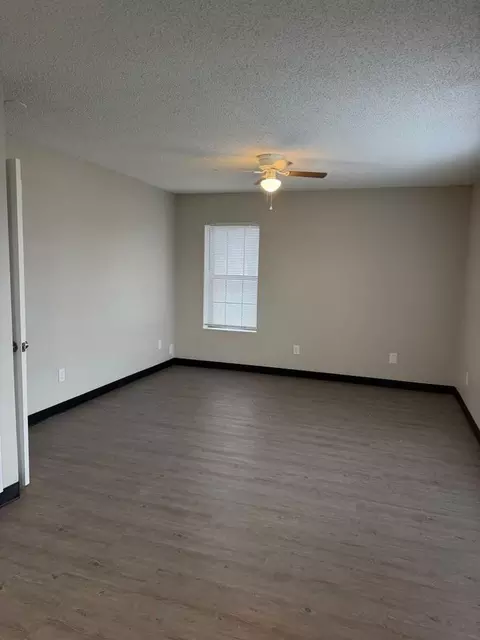 1701 S 9th St, Paragould, AR 72450